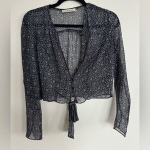 Cropped Floral Tie-Front Blouse Small